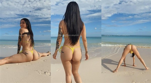 Bikini Con Tanga En La Playa De Bianca Taylor