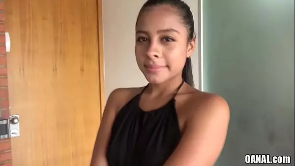 La Colombiana De 18 Años Maria Antonia Alzate Recibe Una Gran Polla Analmente