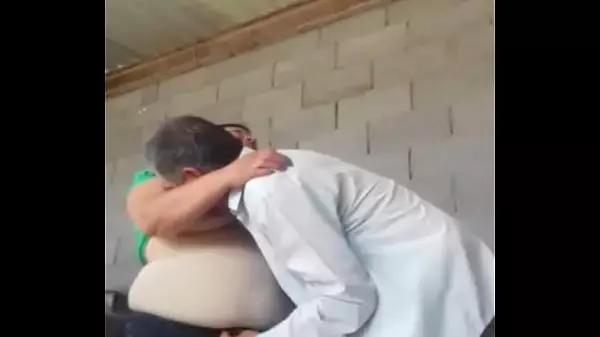 Cojiendo A La Abuela