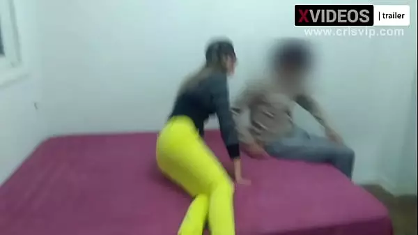 Cristina Almeida Em Seu Primeiro Gangbang Com 4 Negões, Rolou Anal, Dp, Bebeu Leitinho. Tudo Na Frente Do Corno Do Marido.