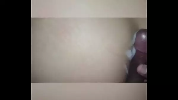 Follando Rico A La Novia De Mi Amigo  Mientras El Esta B...lE Rompo Ese Coño. Y Le Lleno El Culo De Leche .vIdeo Casero