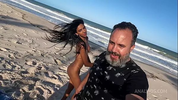 Nathalia Santos Realiza Um Sonho Na Praia De Tambaba