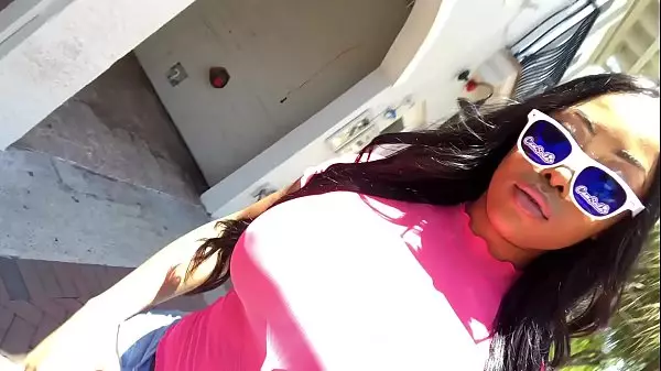 Camsoda - Moriah Mills Public See Through Lencería Y Aceitado Culo Y Tetas De Ébano