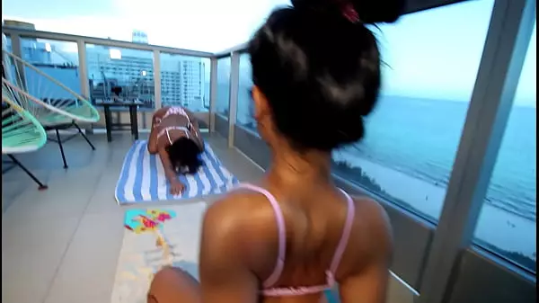 Toticos | South Beach Miami 18Yo Teen Filipina Midget Sucks On Big Black Cock And Swallows The Nut Part 1 Ft Violet Rae