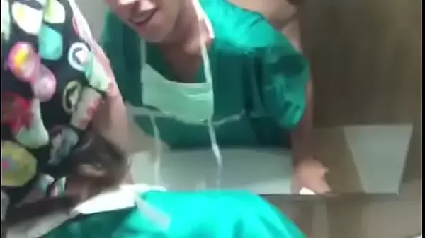 Enfermeras Tetonas Teniendo Sexo