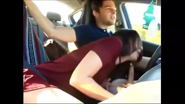 Novios En El Auto