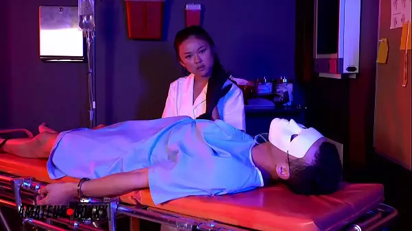 La Dra. Lulu Chu Y La Enfermera Ella Cruz Shag Nuevo Paciente - Amateur Boxxx