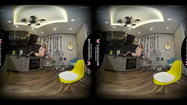 Chica Pelirroja En Solitario, Candy Red Se Masturba, En Realidad Virtual