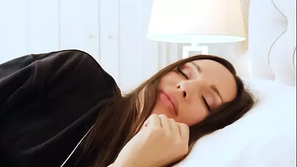 Lilu Moon Está Increíblemente Caliente En Este Video Porno Casero