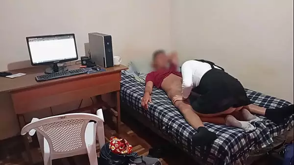 Prima En La Cama