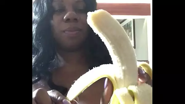 Dick Chupando Un Plátano Con Sexfeene