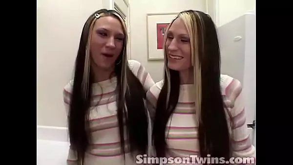 Simpson Twins En La Cocina Y Digitación