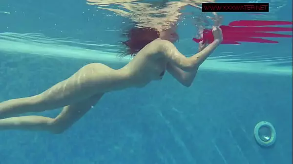 Lina Mercury Estrella Porno Rusa De Grandes Tetas Disfruta De La Piscina