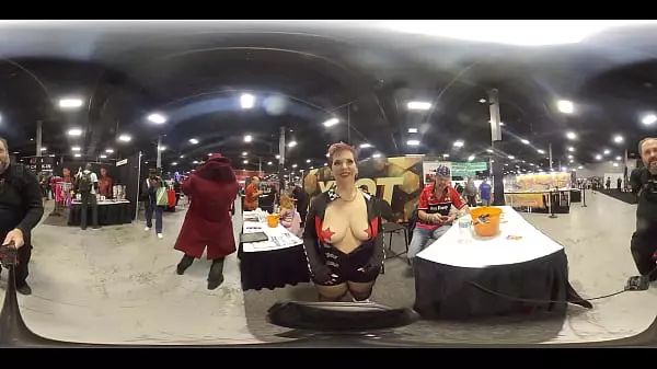 Rubee Tuesday Me Ofrece Un Recorrido Por El Cuerpo En Exxxotica Nj 2021 En 360 Grados De Realidad Virtual