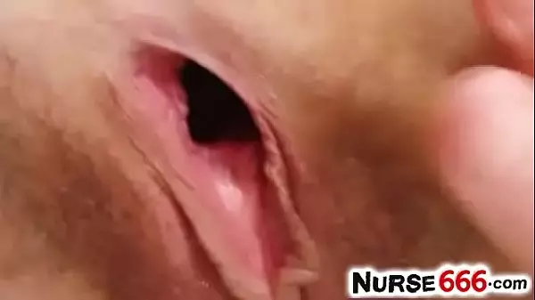 Amanda Vamp Una Enfermera Caliente Mostrando Su Chocho Peludo Desagradable