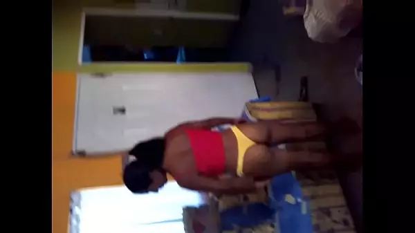 Nalgas En La Playa