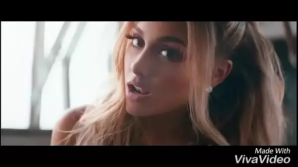 Porno Ariana Grande