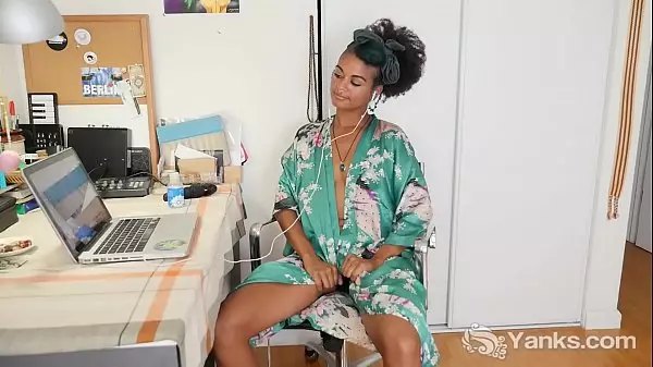 Yanks Ebony Lola Rose Juguetes Su Twat