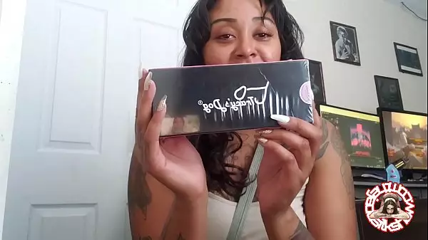 Sextoypromoter Dildo Unbox