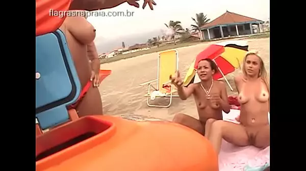 Beach Girls Nude