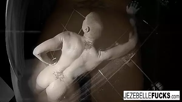 Jezebel Nude