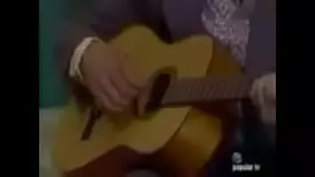 Chica Tocando Guitarra