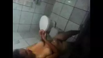 Mujeres Espiadas Bañandose
