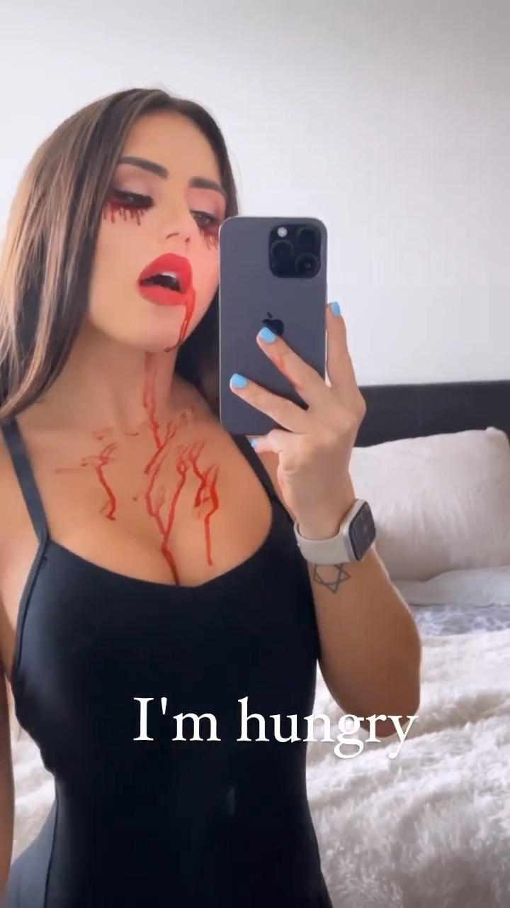 Giovanna Eburneo Body Zombi Cosplay Vídeo Leaked