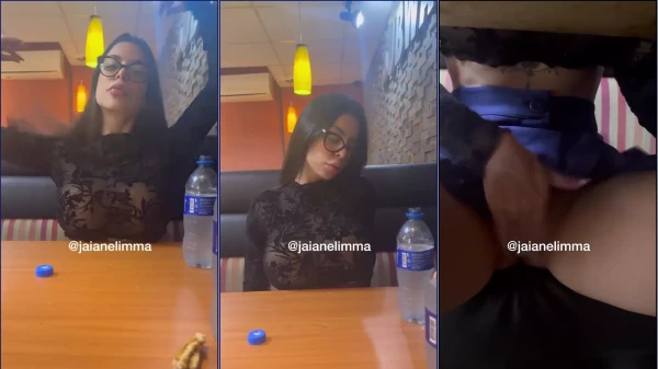Jaiane Limma En El Bar Con Falda Corta, Sin Bragas, Mostrándolo Todo