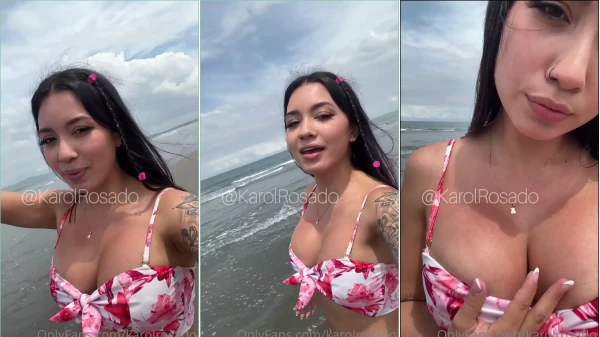 Joven Estrella De Onlyfans, Karol Rosado Se Divierte En La Playa Con Un Juguete Grande, Disfrutando Cada Momento