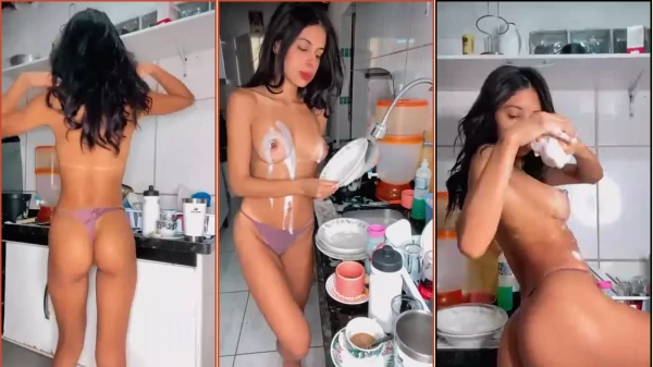 Itamara Flores Fue Captada Apareciendo Sin Ropa En Internet Mostrando Su Cuerpo