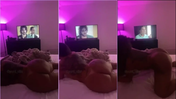 Yumi Villar Mostrando Su Delicioso Culo Completamente Desnuda En El Motel
