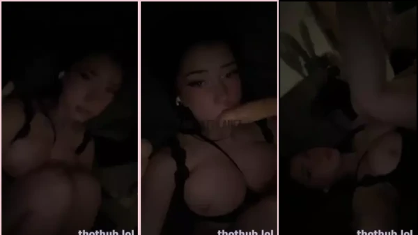 Layla Dream, Famosa De Onlyfans, Gime Mientras Se Divierte Con Un Juguete Grande