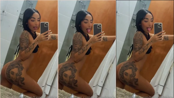 Tainá Ludovica Desnuda Metiendo Su Culo Tatuado En El Baño