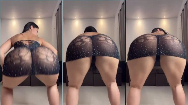 ¡Funkeira Tati Maya Silsing Sensuality En Un Vestido Transparente Y Bragas Audaces