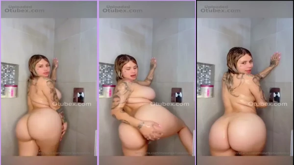 Mona Fashion Disfruta De Momentos De Relajación En La Ducha Acariciando Su Cuerpo Con Pasión