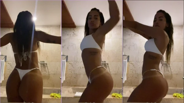 Anitta En Un Video Casero Que Se Balancea Con El Cuerpo, ¡Con Bragas Apretadas