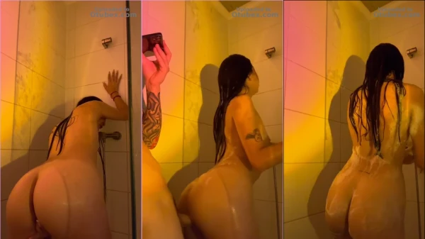 Video Sexual De Una Mujer Bañándose En La Ducha